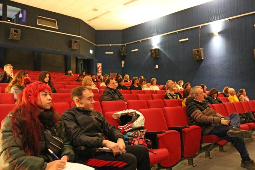 La experiencia de tres emprendedores en una charla din�mica y enriquec