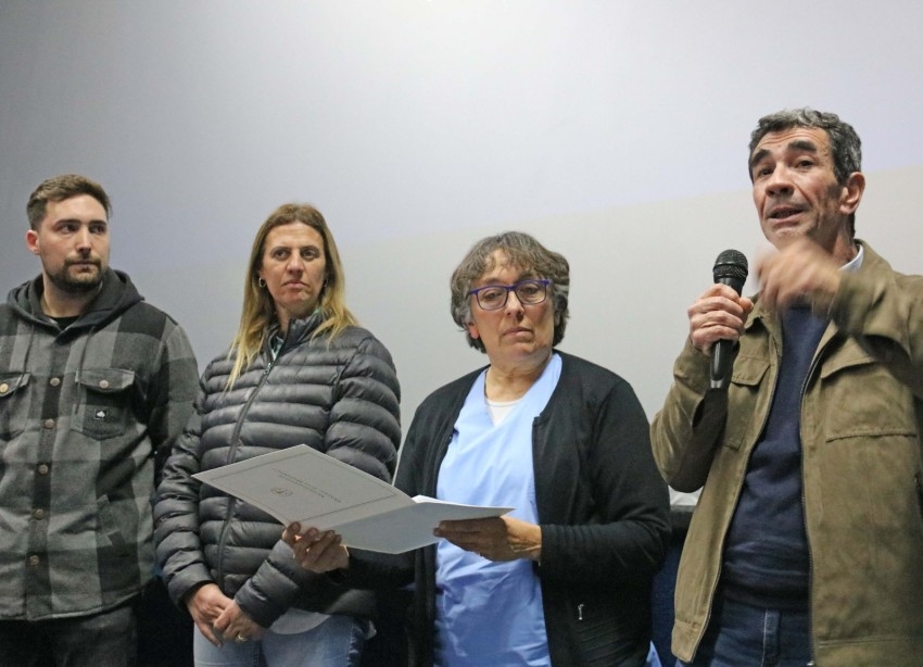 El Dr. Pablo Fernndez disert sobre las adicciones en nios y adolesc