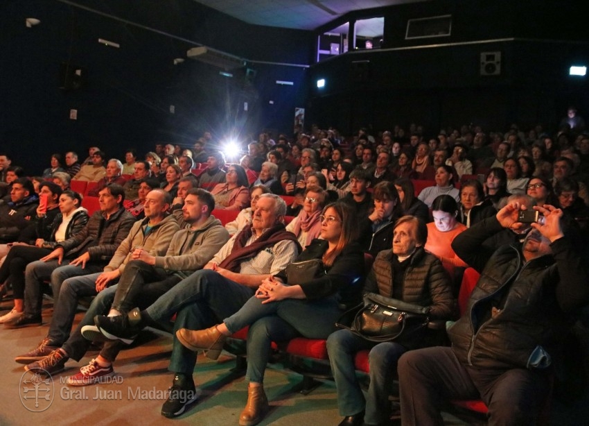 Carlos Fernndez deslumbr con su actuacin en su paso por la Casa de 