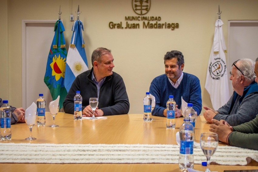 Reconocieron a profesionales madariaguenses en su d�a por su extensa t