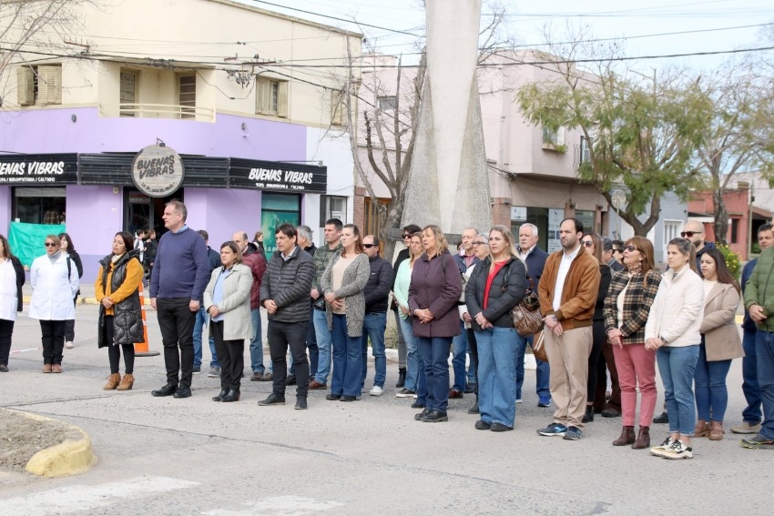 Acto por el Da del Maestro