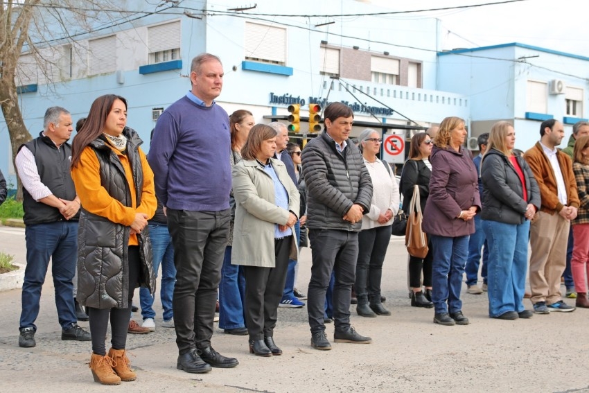 Acto por el Da del Maestro
