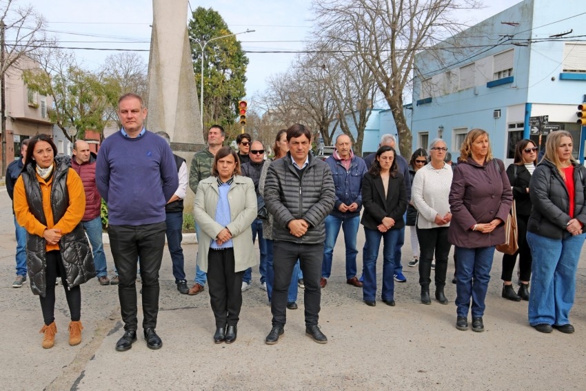 Acto por el Da del Maestro