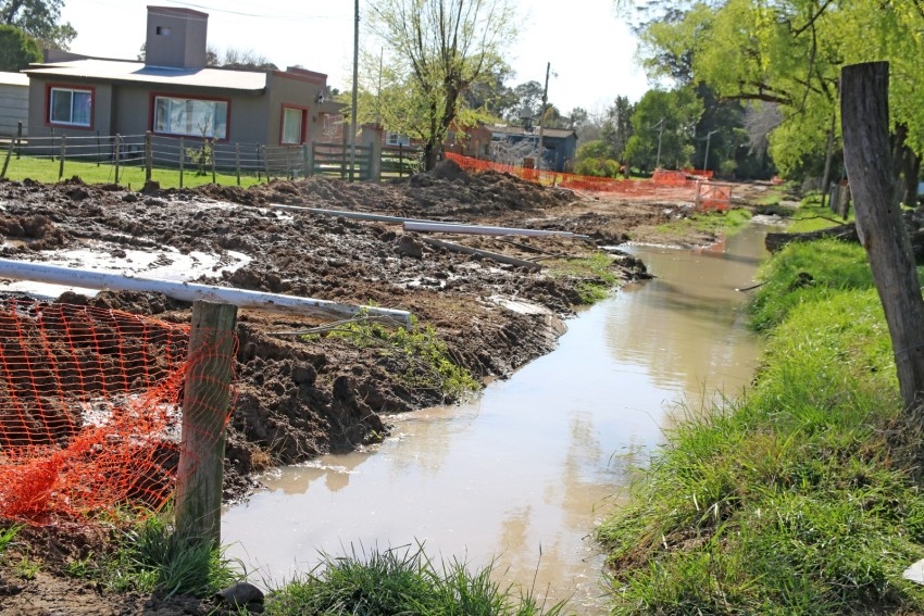 Santoro recorri la obra de cloacas