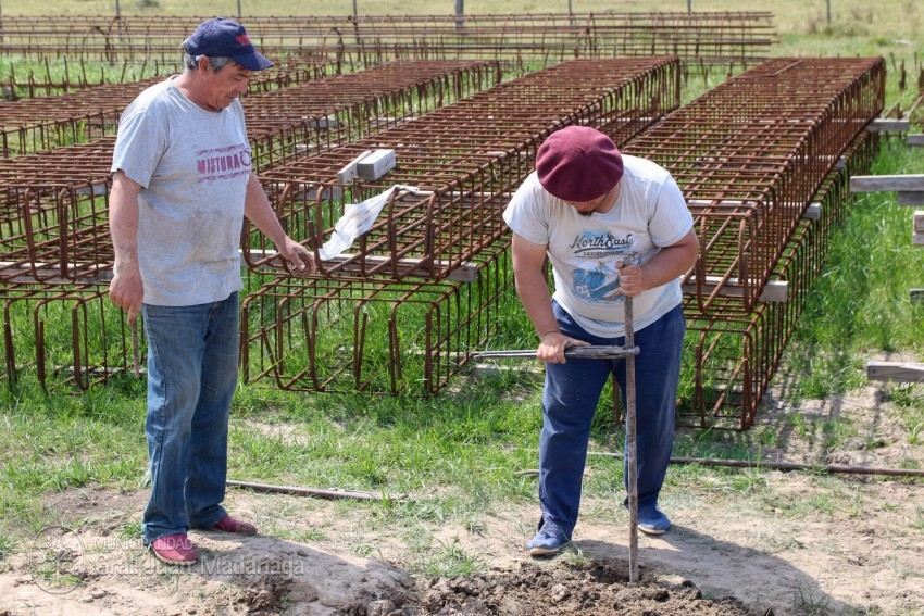 Santoro recorri la obra del nuevo puente del Canal 5