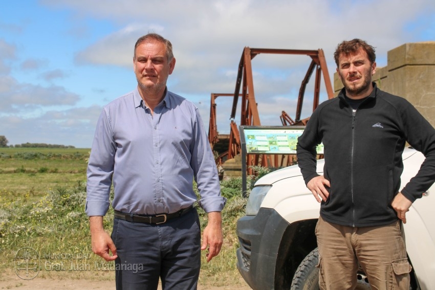 Santoro recorri la obra del nuevo puente del Canal 5