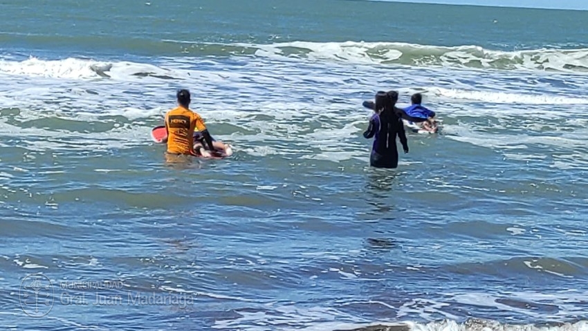 El Surf Adaptado y una jornada inolvidable en el mar