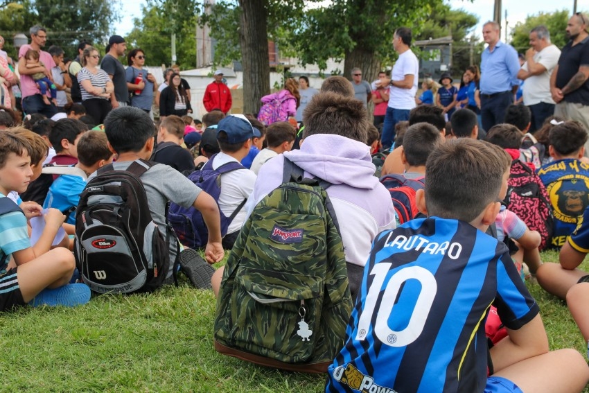 Con ms de 400 nios inici la Colonia Municipal de Verano