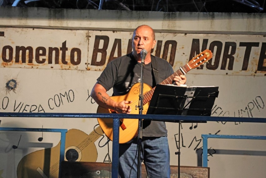 El folclore pas por el barrio Norte