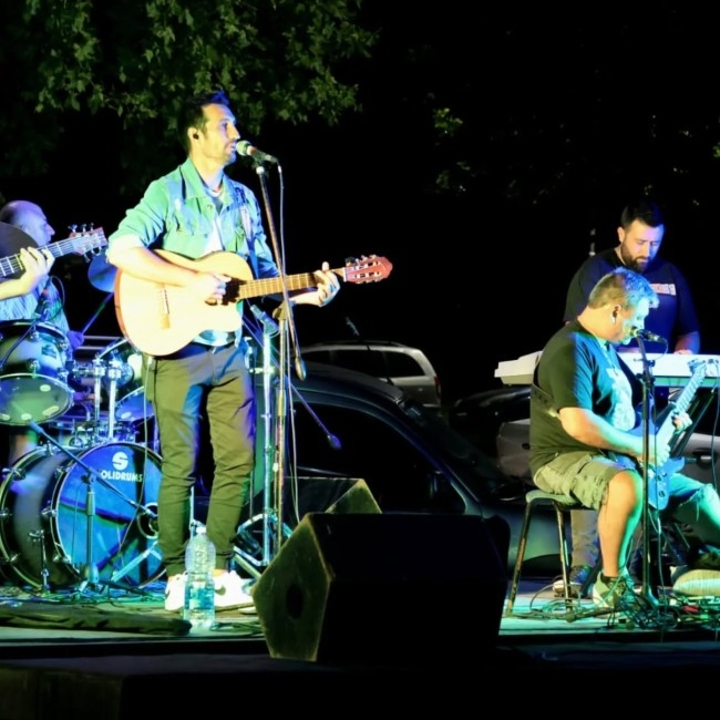 La Fiesta de la Cerveza se vivi a pura msica