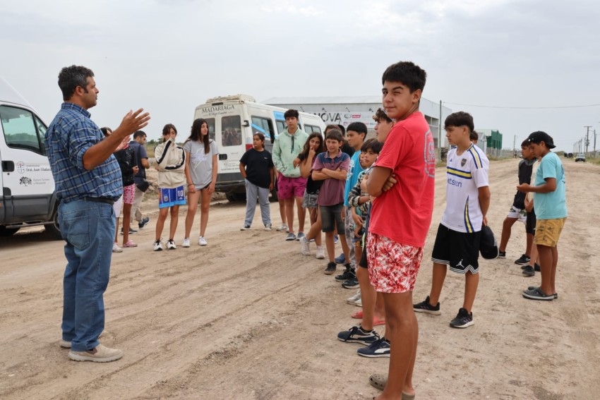 Los chicos de la Colonia de Verano visitaron el Parque Industrial