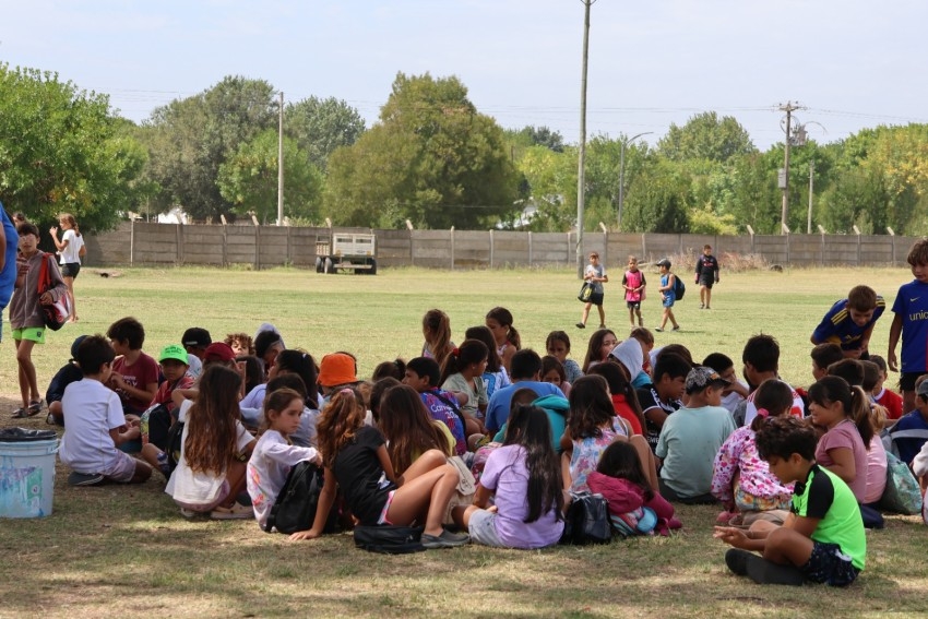 Con una hamburgueseada realizaron el cierre oficial de la Colonia de V