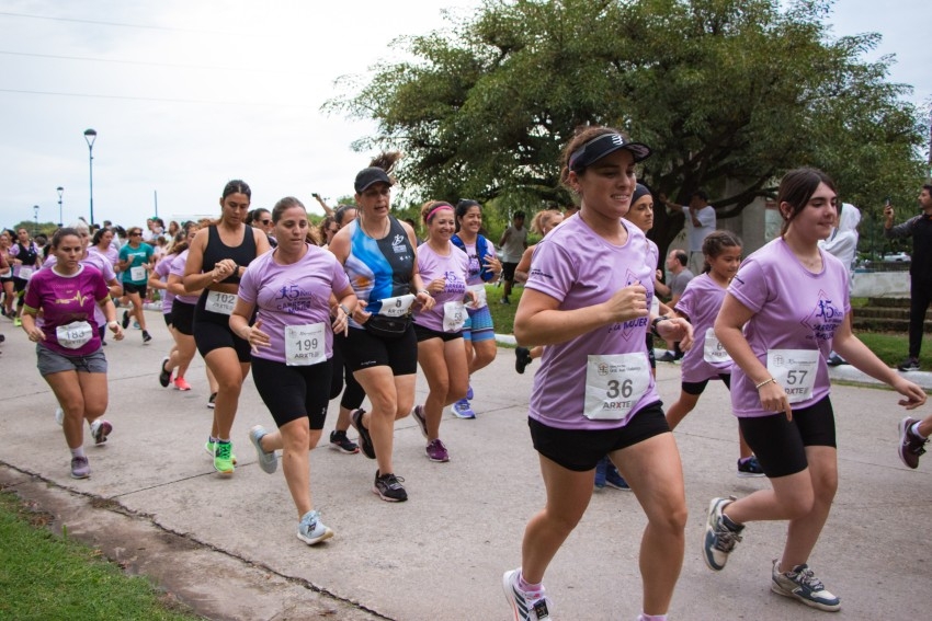 La 10 edicin de la Carrera de la Mujer fue una verdadera fiesta depo