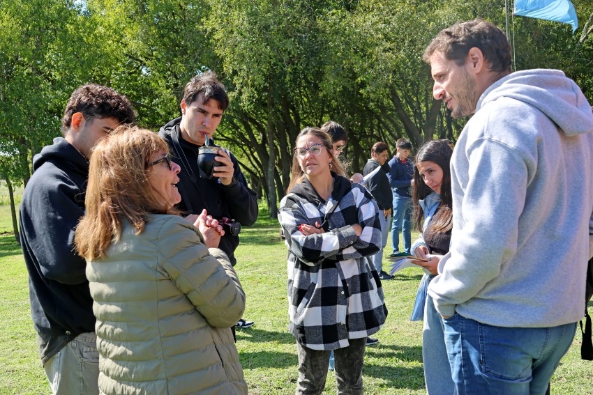 Alumnos de UADE visitaron La Invernada para realizar proyectos de rest