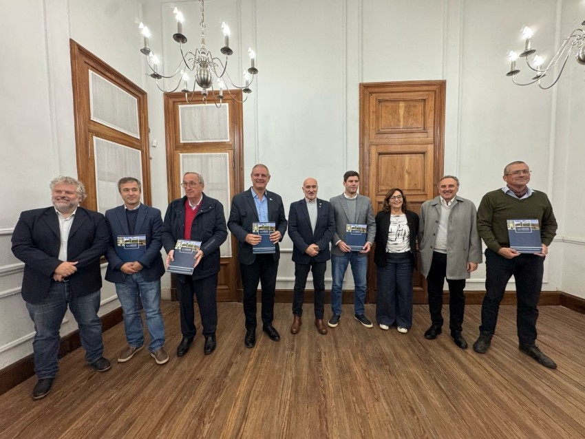 Madariaga firm� un importante convenio de formaci�n de emprendedores c