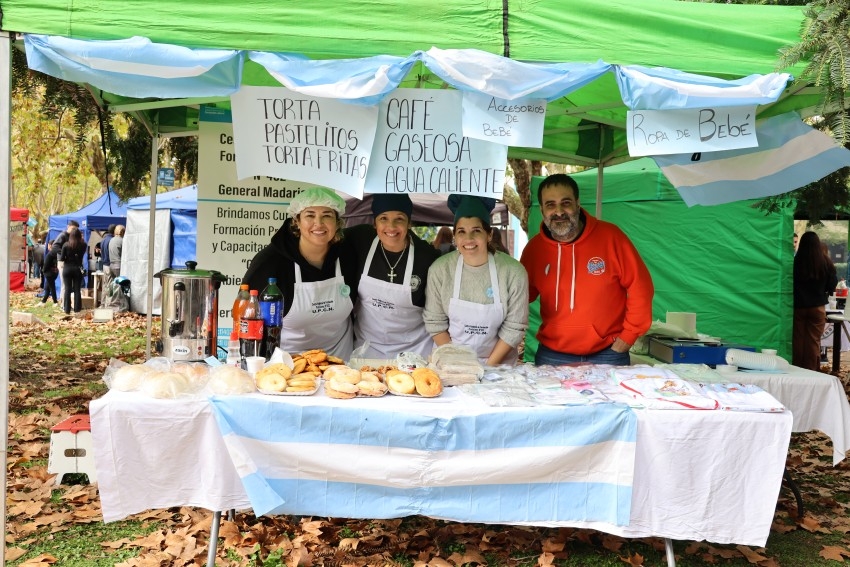 Con un gran acompaamiento de la comunidad se celebr el Da de la Pat