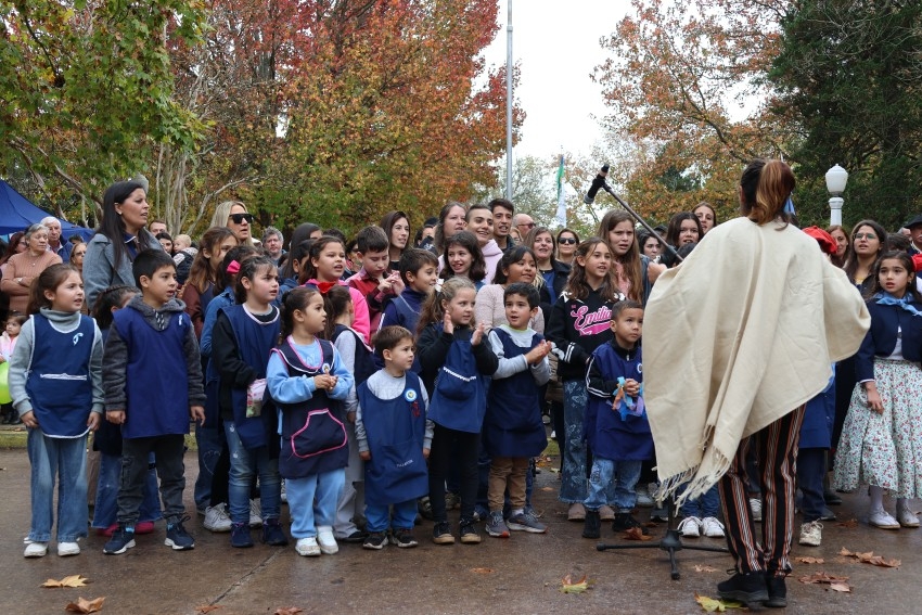 Con un gran acompaamiento de la comunidad se celebr el Da de la Pat