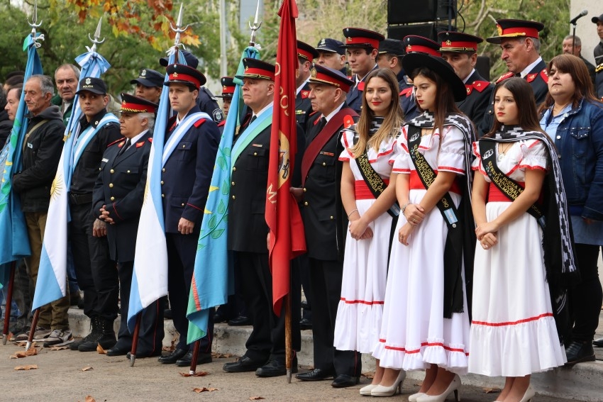 Con un gran acompaamiento de la comunidad se celebr el Da de la Pat