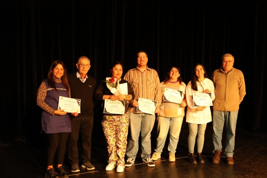 Egresados de distintas carreras terciarias tuvieron su acto de colació