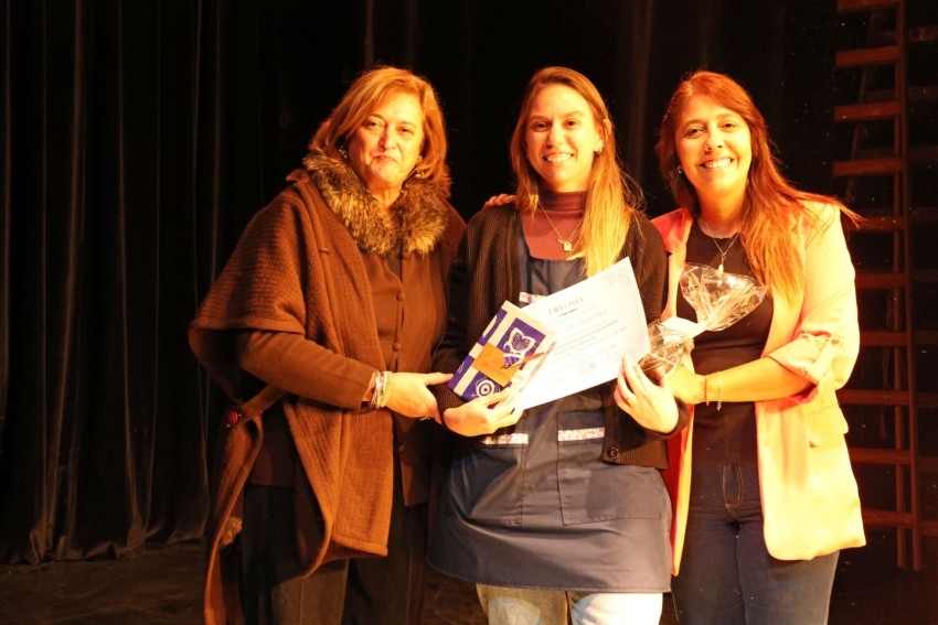 Egresados de distintas carreras terciarias tuvieron su acto de colació