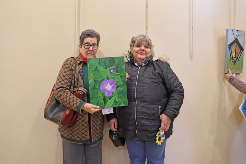 Se entregaron los cuadros de la 6� edici�n de la muestra 