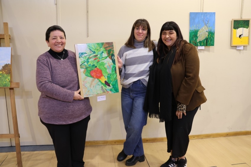 Se entregaron los cuadros de la 6� edici�n de la muestra 