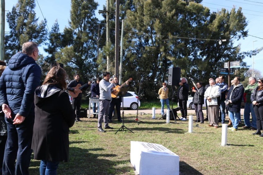 Merecido reconocimiento y homenaje a Hctor Abel Cardoso