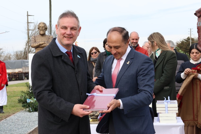 El hroe nacional, Miguel Martn de Gemes tiene su monumento en Madar