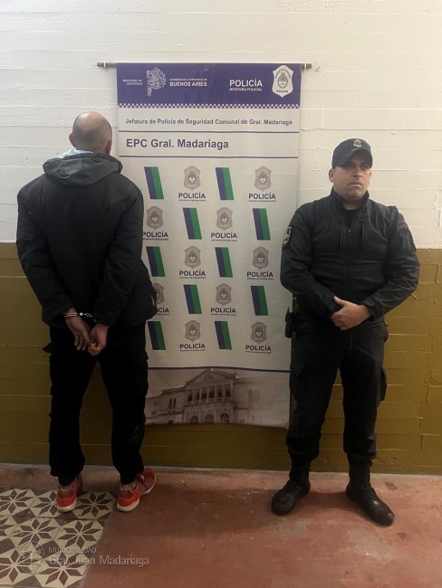 Otro reconocido delincuente aprehendido por ingresar a un comercio