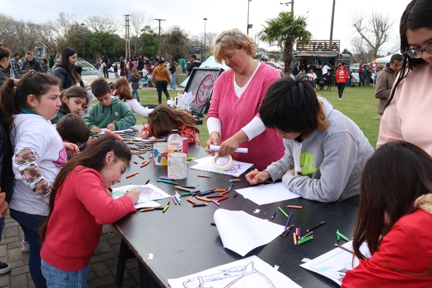 A pura diversión y con excelente participación festejamos el  Día del