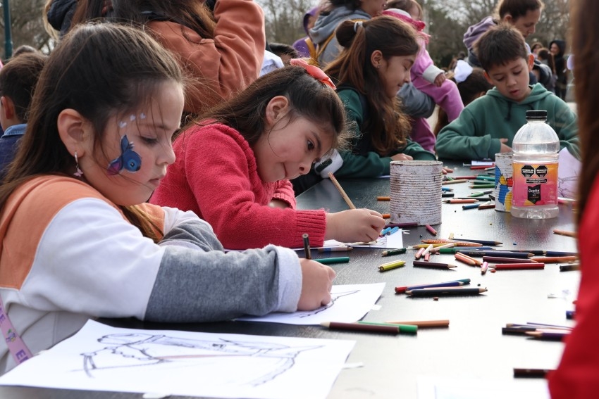 A pura diversión y con excelente participación festejamos el  Día del