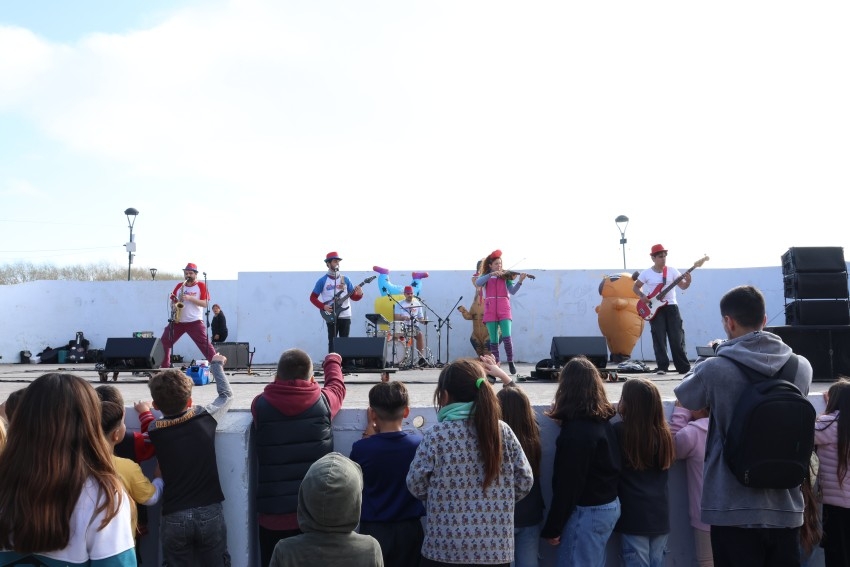 A pura diversión y con excelente participación festejamos el  Día del