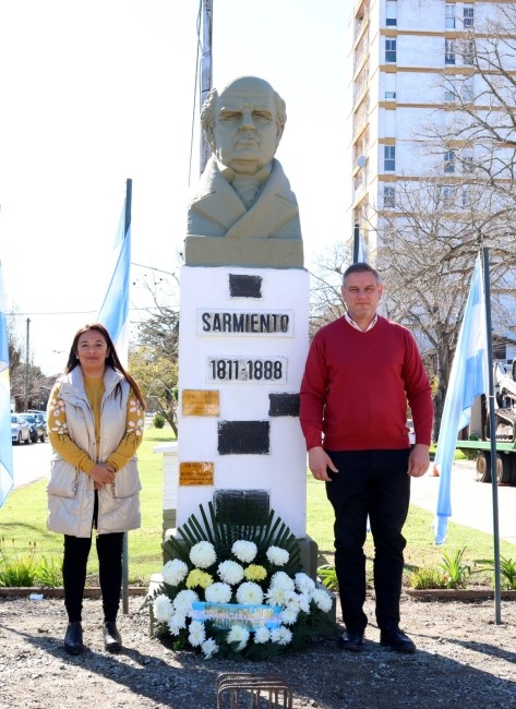 ¡Feliz Día del Maestro!