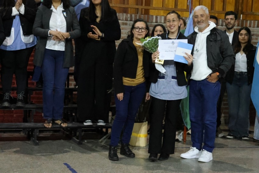 Nuevos profesionales recibieron sus diplomas