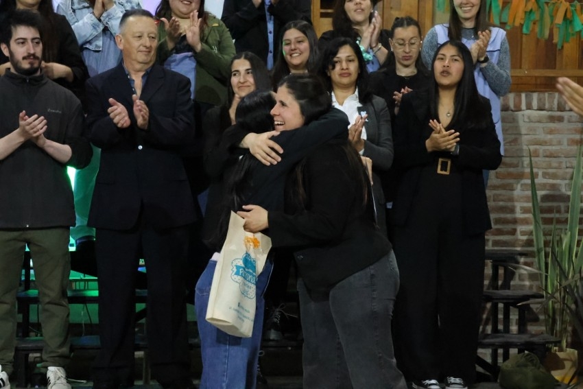 Nuevos profesionales recibieron sus diplomas