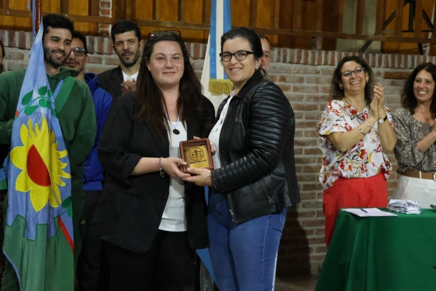 Nuevos profesionales recibieron sus diplomas