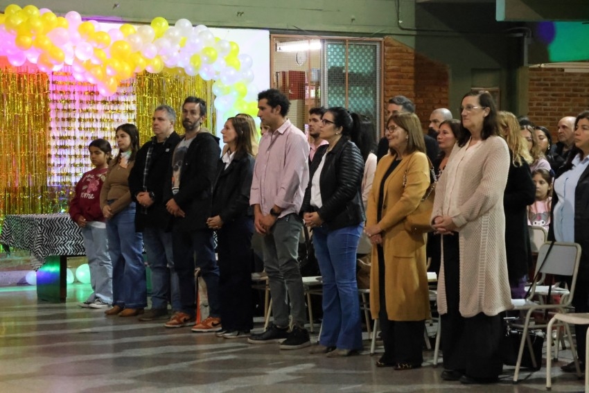 Nuevos profesionales recibieron sus diplomas