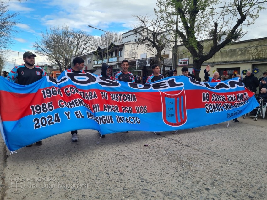 Madariaga disfrut de un colorido y multitudinario festejo por el Da 