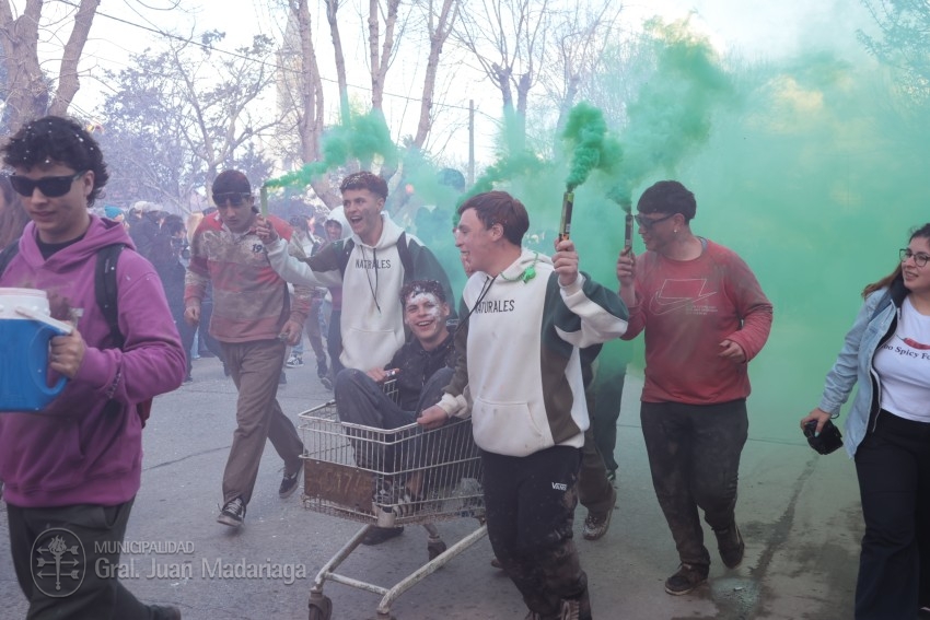 Madariaga disfrut de un colorido y multitudinario festejo por el Da 