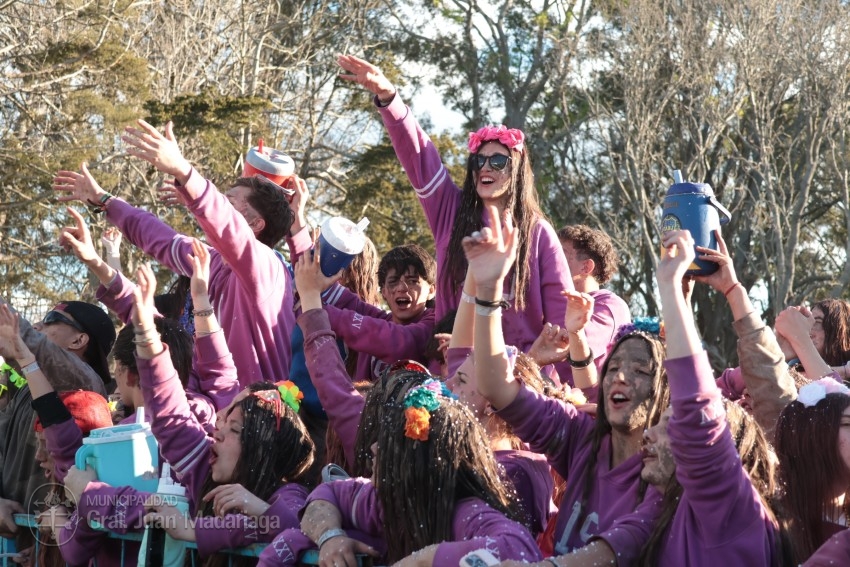 Madariaga disfrut de un colorido y multitudinario festejo por el Da 