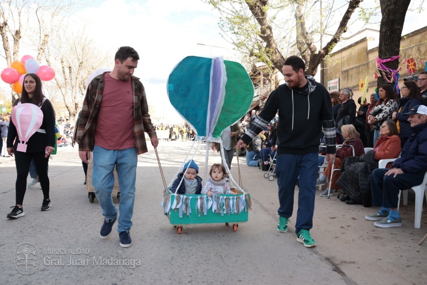 Madariaga disfrut de un colorido y multitudinario festejo por el Da 