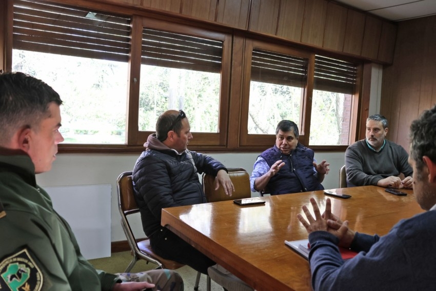 Evalan distintas acciones para mejorar la seguridad en los caminos ru