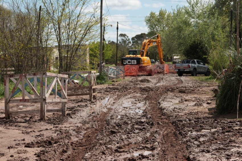 Se comenz con la reparacin de calles daadas producto de la obra de 