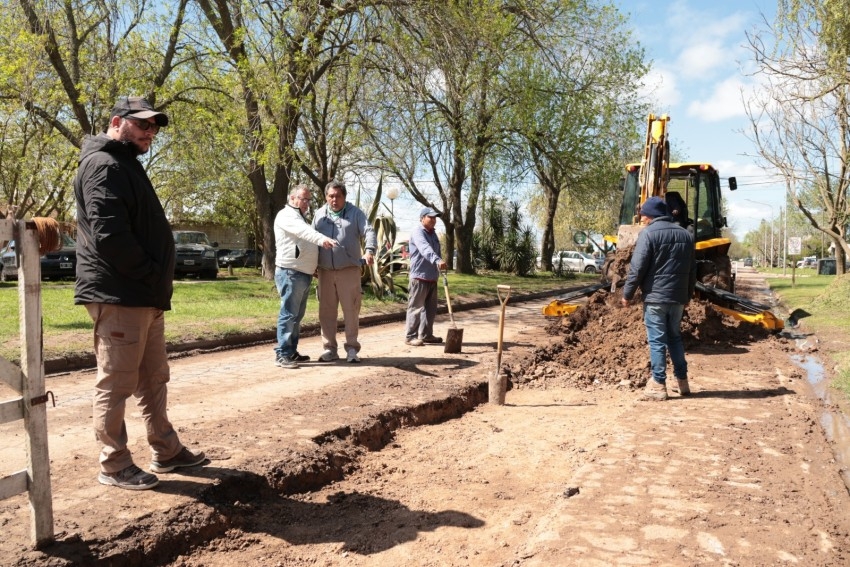 Se comenz con la reparacin de calles daadas producto de la obra de 
