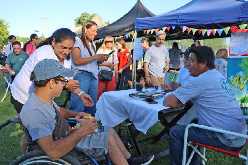 La Feria Incluir junto a la Feria de las Cooperadoras fueron un verdad