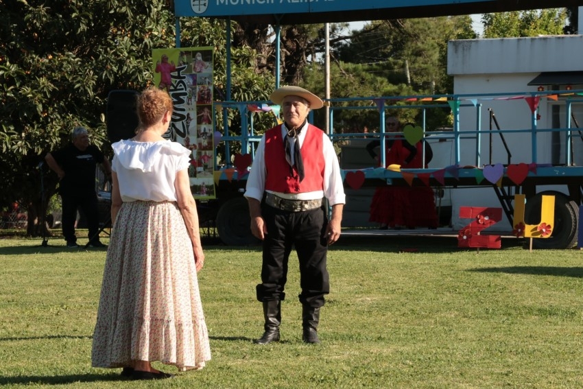 Exitoso Festival Solidario a beneficio del Hogar de Ancianos 