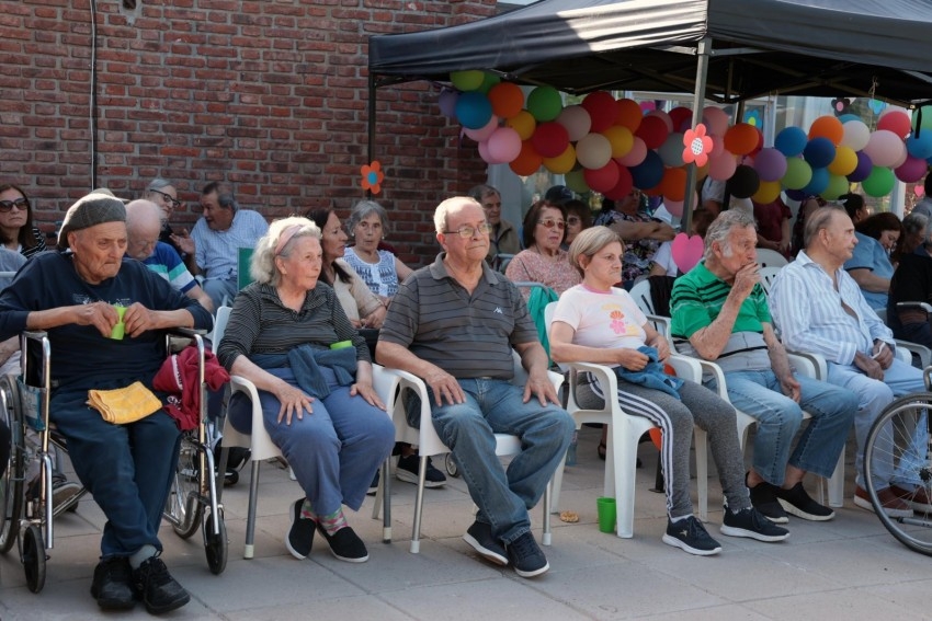 Exitoso Festival Solidario a beneficio del Hogar de Ancianos 