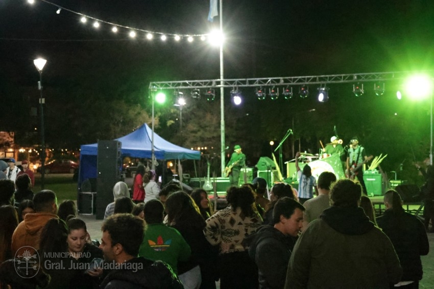Dos das de msica y diversin  en el Paseo del Bicentenario