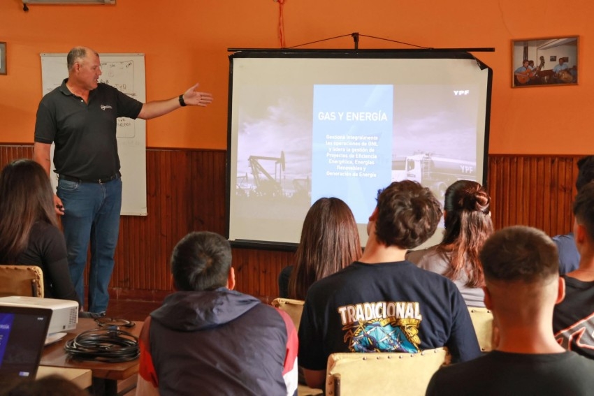 Perfeccionan a los madariaguenses seleccionados por YPF