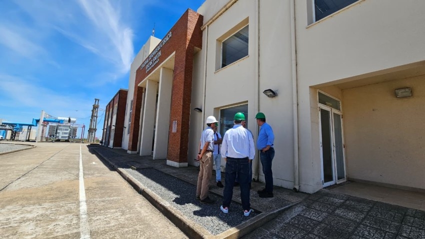 Santoro recorri� el predio donde se instalar� el futuro Parque Solar